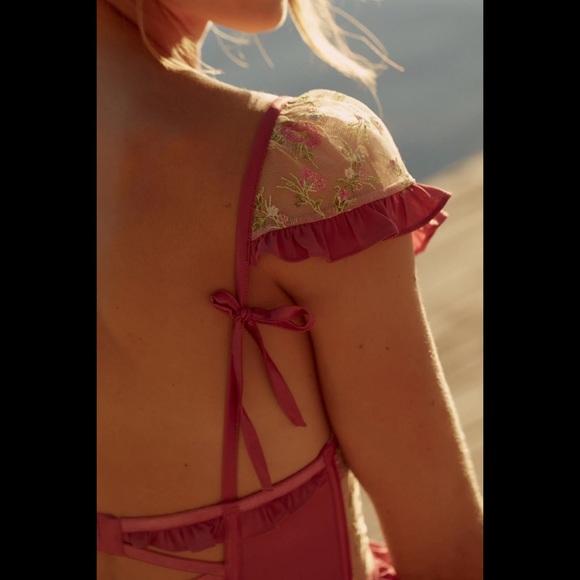 FOR LOVE & LEMONS Camila Sleeved Slip Dress - Picture 11 of 16